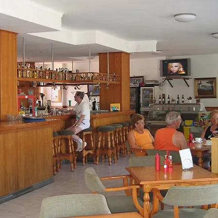 Aparthotel Arcos Playa 2*